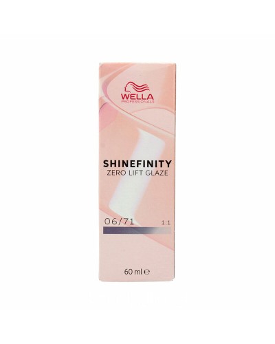 Pysyvä väri Wella Shinefinity Nº 06/71 (60 ml)