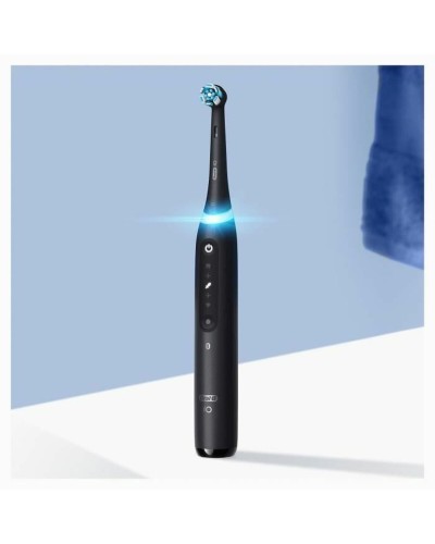 Oral-B iO5 Electric Toothbrush: Deep Cleaning, Magnetic Technology
