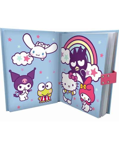 Salainen päiväkirja lukolla Hello Kitty