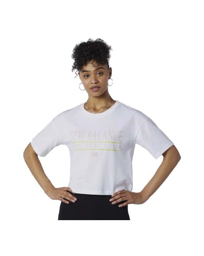 New Balance Essentials Athletic Club: Camiseta Boxy Blanca de Mujer
