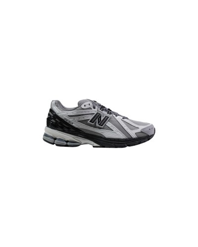 New Balance Women Sneakers