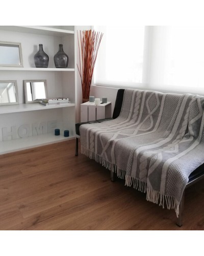 Colcha Hosteline AZALEA en Gris: Elegancia y Confort, 130 x 170 cm
