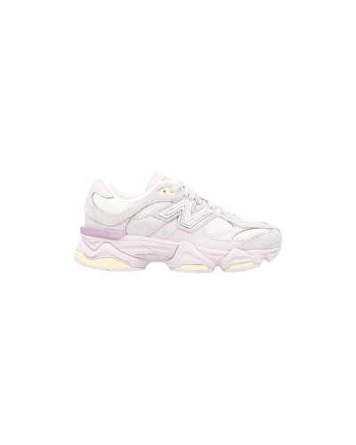 New Balance Women Sneakers