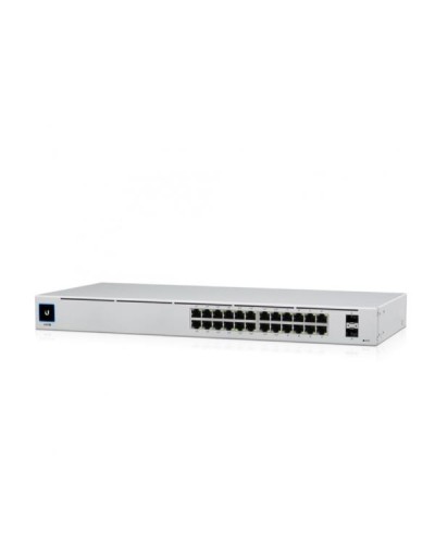 Switch 24 porte Gigabit (16 PoE+)