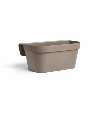 Gartentopf Taupe Selbstbewässernd: Halten Sie Ihre Pflanzen hydriert und üppig.
