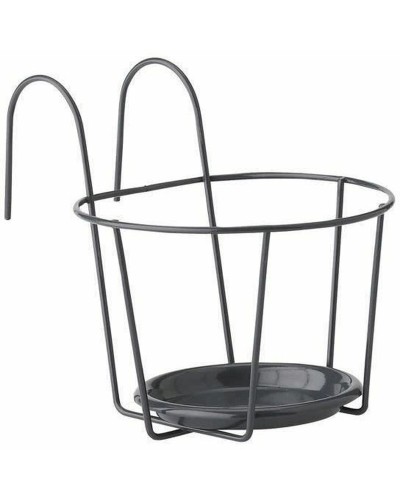 Garden ID outdoor pot in weatherproof terracotta for plants and flowers
