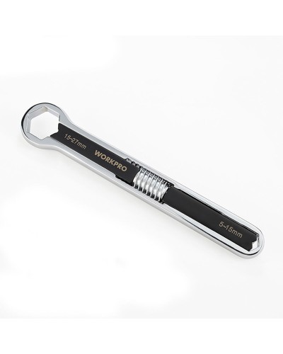 Clé à molette Workpro : taille 25 cm, design ergonomique, acier résistant.
