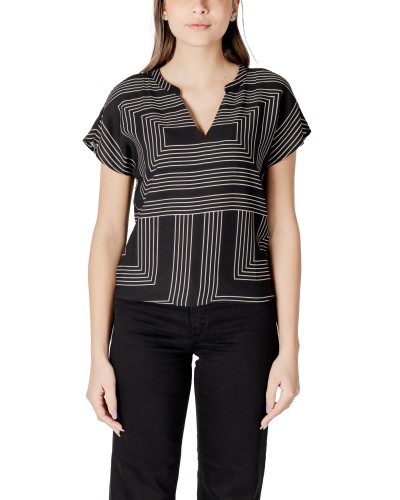 Jacqueline De Yong  Women T-Shirt