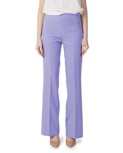 Hanny Deep  Women Trousers