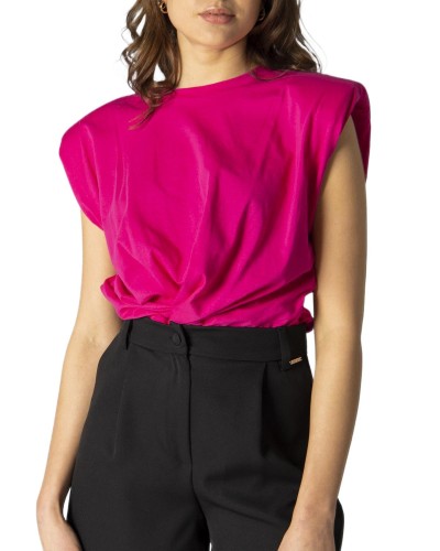 Hanny Deep  Women T-Shirt