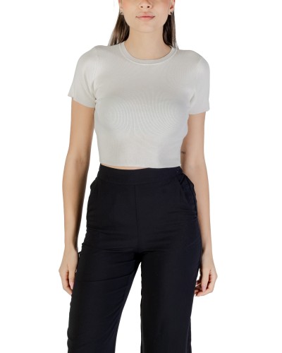 Jacqueline De Yong  Women T-Shirt