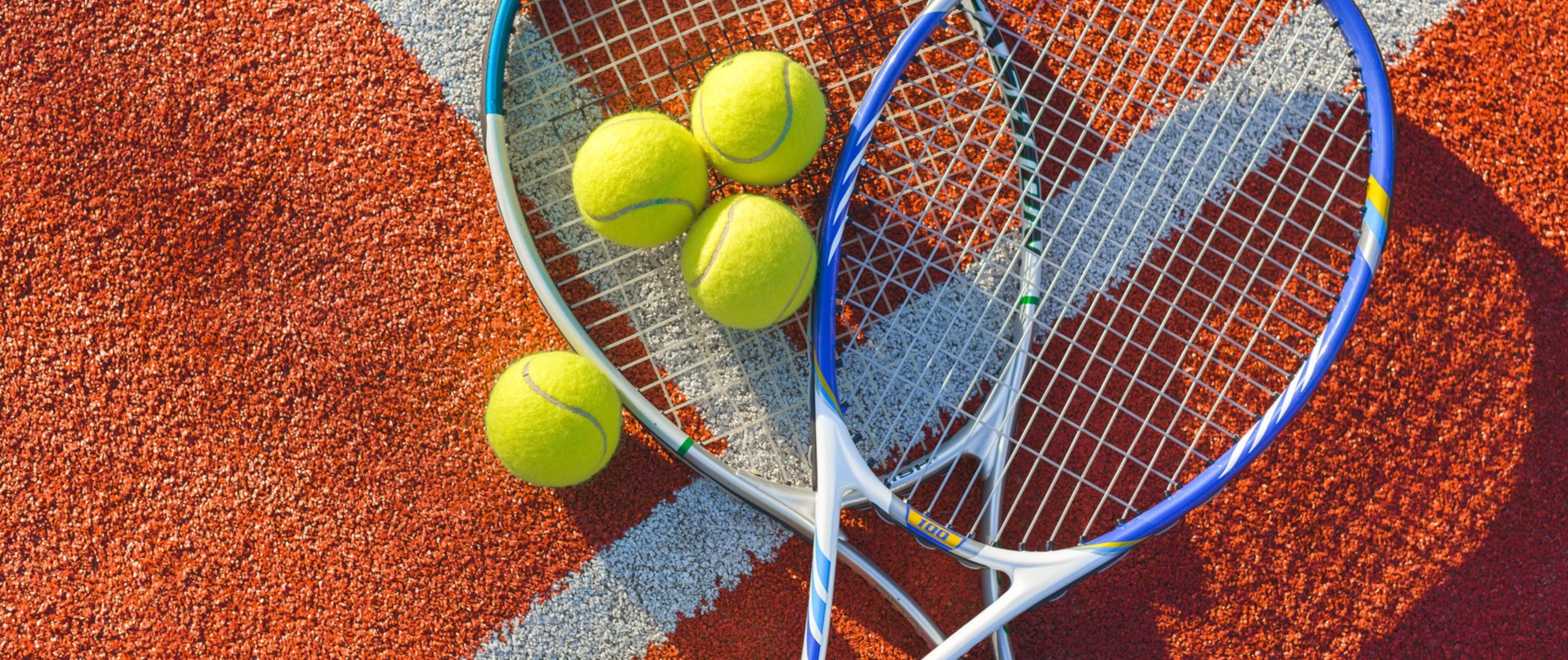 TENNIS AND PADEL ACCESSORIES